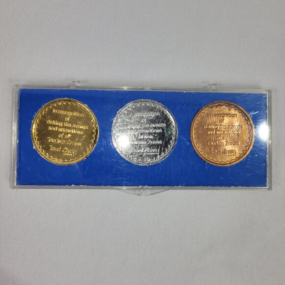 Canada Travel Alberta Award Gold Silver Bronze Canadian Tourism 1.75" Medal Set - Picture 2 of 2